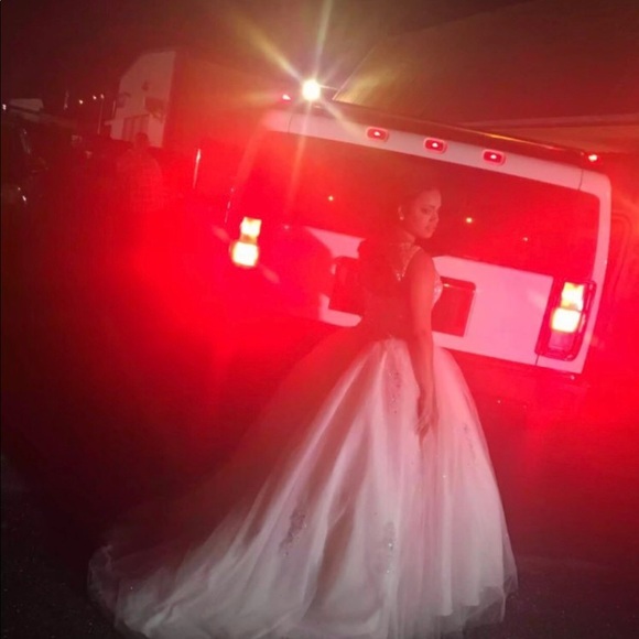 Ball gown - Picture 2 of 2